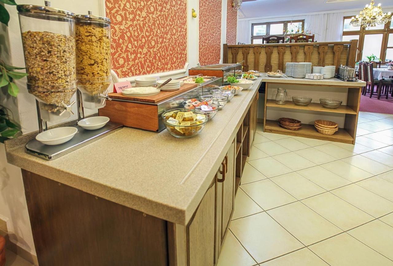 Ld Morava Hotell Karlsbad Exteriör bild