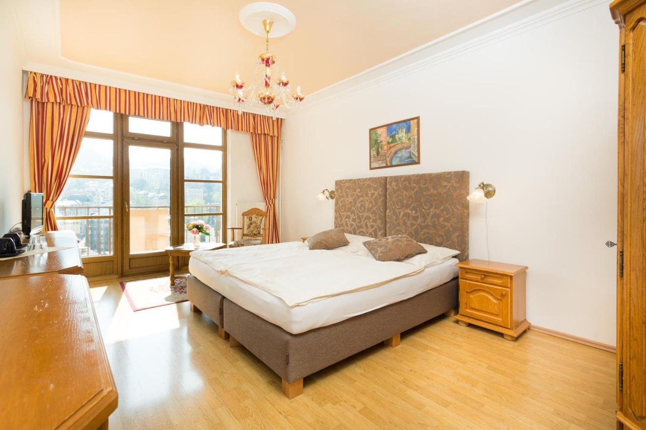 Ld Morava Hotell Karlsbad Exteriör bild
