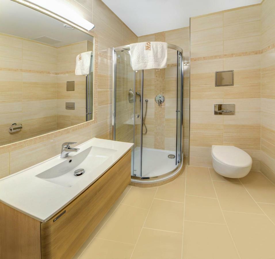 Ld Morava Hotell Karlsbad Exteriör bild